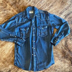 Wrangler Retro snap denim shirt